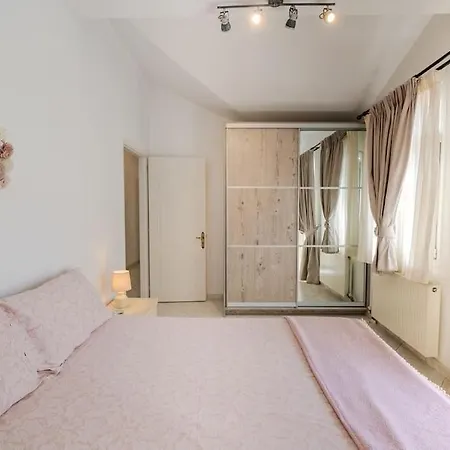 Harbor's Edge * 아르고스톨리온