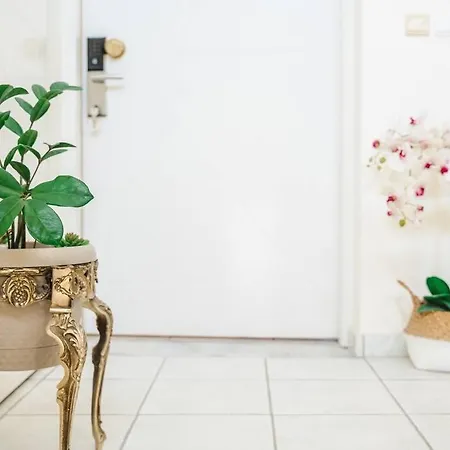 Harbor's Edge 아파트 *