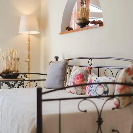 Harbor's Edge Argostóli