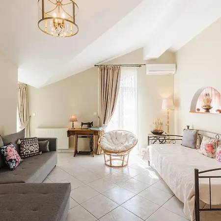 Harbor's Edge * ארגוסטולי